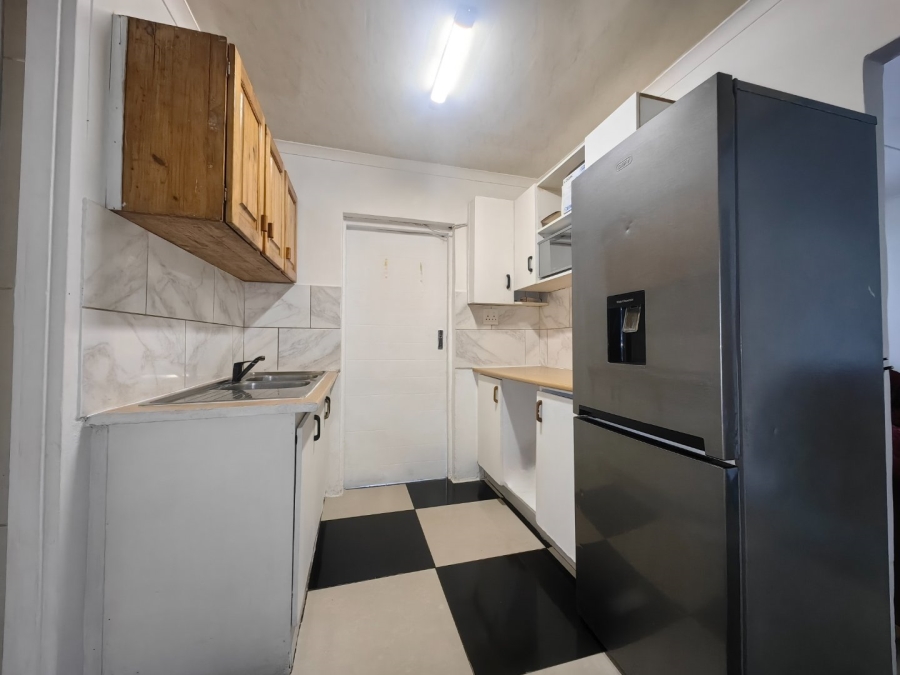 4 Bedroom Property for Sale in Eastridge Western Cape